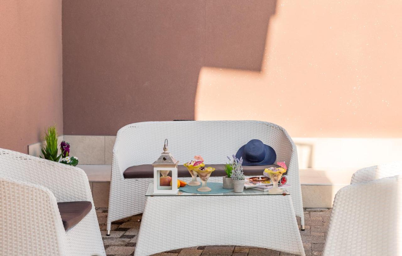 Andela 2 Apartment Макарска Екстериор снимка